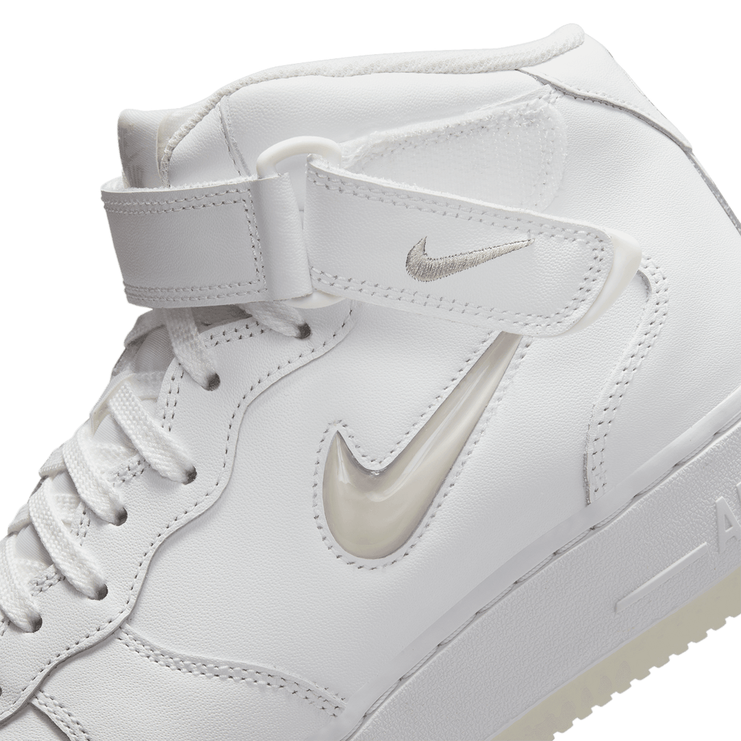 Nike Air Force 1 Mid 07 Color of the Month Summit White